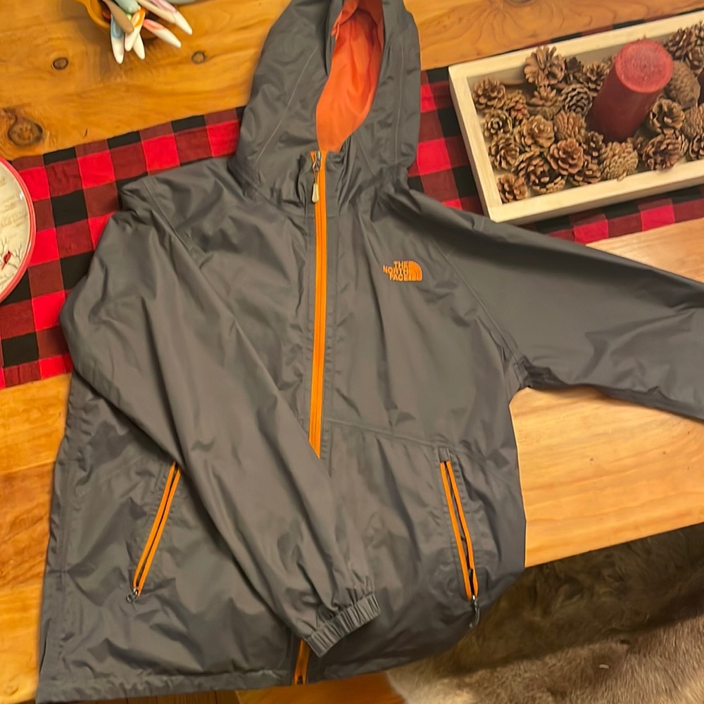 North face windbreaker